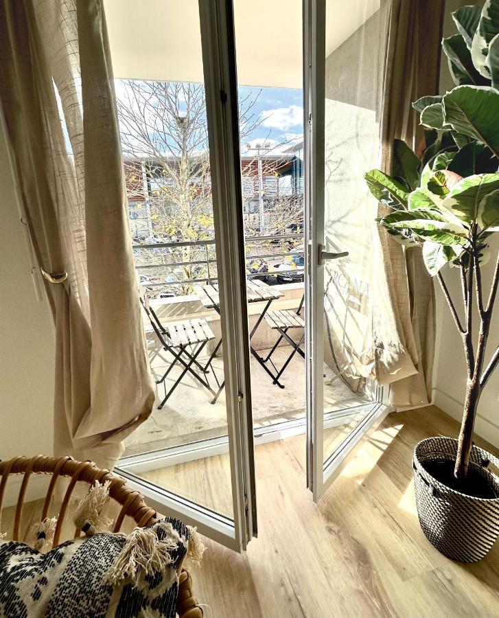 Appartement Modern 1 Bdr + Balcony + Free Parking + Ac + Pool à L'Isle-d'Abeau Extérieur photo