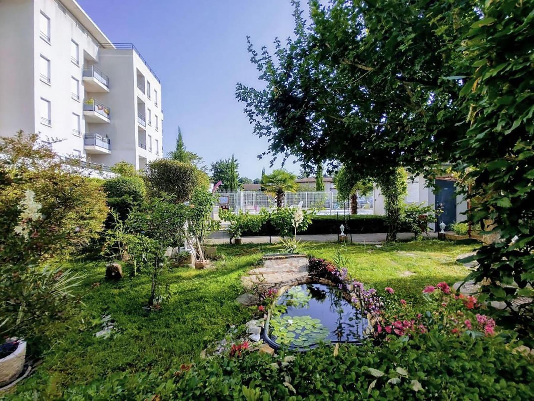 Appartement Modern 1 Bdr + Balcony + Free Parking + Ac + Pool à L'Isle-d'Abeau Extérieur photo
